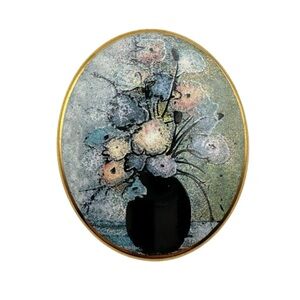 P Buckley Moss Pats Flowers Bouquet Porcelain Pin Brooch Pendant Modern Folk Art